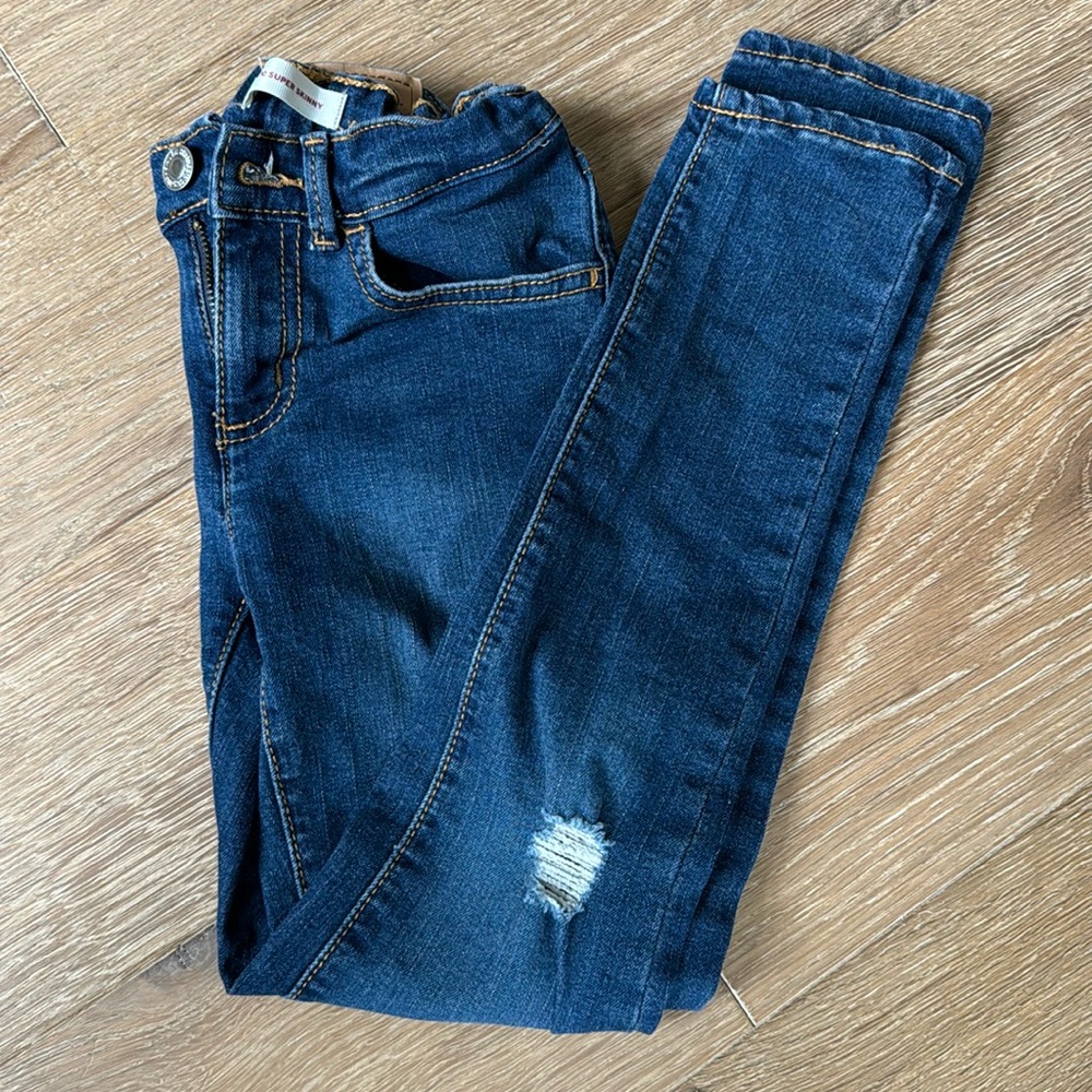 Levi’s Jeans